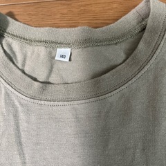 １回のみ着用　140 Tシャツ　綿100%の画像