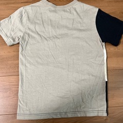 １回のみ着用　140 Tシャツ　綿100%の画像