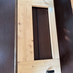 ベッド用保護柵　木でできている