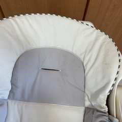 combi 手動ハイローチェアの画像
