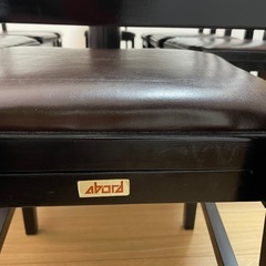 椅子テーブルセットの画像