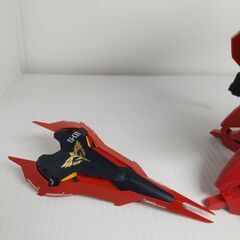BANDAI 1/144 RG サザビー 完成品 ジャンクの画像