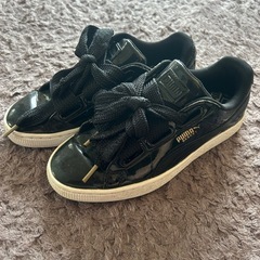 PUMA スニーカー　22.5cm 　変え紐付
