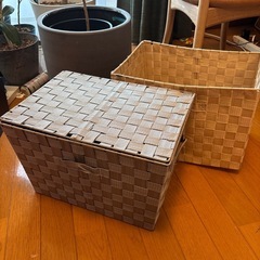 決まりました　箱　2個
