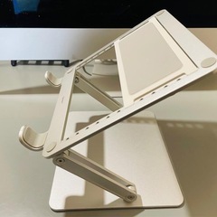ノートパソコン冷却スタンド（半導体・アルミ合金製）
