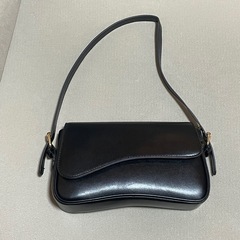 黒 ショルダーバッグ