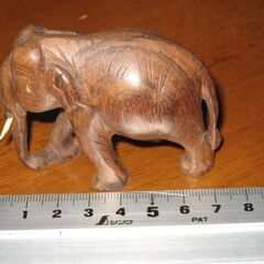 木製象の彫刻セット 大小2体の画像
