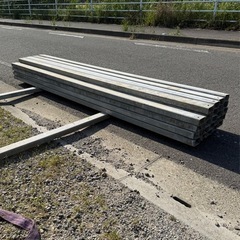 C形鋼　リップ溝形鋼 cチャンネル　メッキ　鋼材　鉄製　長さ約2490mm 厚さ約1.8mm 在庫50本　バラ売り　1本からの画像
