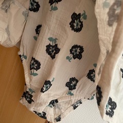 海外ベビー服タグ付きの画像