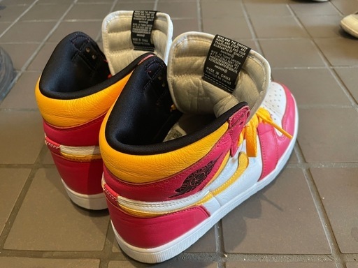 ナイキエアジョーダン1レトロhigh｜定番商品・通学でも使える 安心保証 日本国内発送 ナイキエアジョーダン1レトロhigh｜定番商品・通学でも使える 日本国内発送