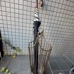 【お話し中】金属製傘立ての画像