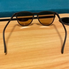 Dang サングラス ブラックフレーム ブラウンレンズの画像