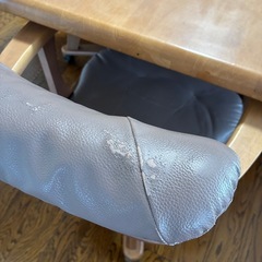 ダイニングテーブルの画像