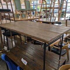 ジモティー見た！で5%OFF【ダイニングテーブル】アンティーク調...