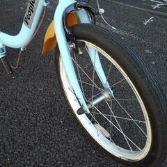 中古子供自転車３５４３　ピープル　ケッターサイクル　１８インチ　ギヤなし　 身長９０㎝ 前後　*ペダルユニットの取り付けは１６５０円です最初ははペダルなし自転車として使用し。あとからペダルを取り付ける自転車です。の画像