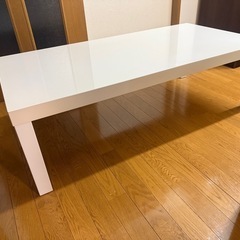 テーブル