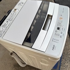洗濯機　
アクア4.5キロ