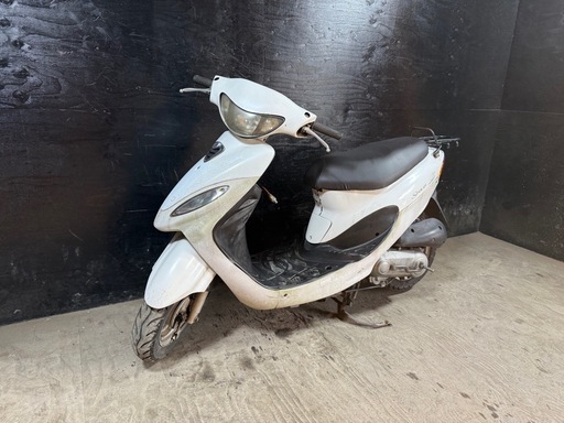 ★支払総額2.8万円★ 関東圏内即日配送可能です！全車走行テスト済みです！ キムコ スーナー50 白 2ストのためオイル注ぎ足すだけ！ バッテリー新品！ 激安原付！ ちょっとした足に♪