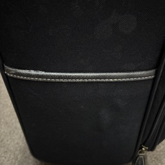 ミッキー柄スーツケースの画像