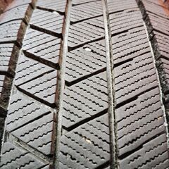 BS BRIDGESTONE BLIZZAK VRX3 205/65R16 16インチ スタッドレス 4本 22年製 バリ溝 ヤリスクロス C28セレナ等　(KTN375)の画像
