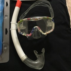 1回使用のみ　ジュニア　シュノーケル　スノーケル　花柄の画像