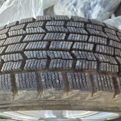 スタッドレス タイヤ ホイール 付き 195/65R15 プリウス ジョーカー グッドイヤーの画像