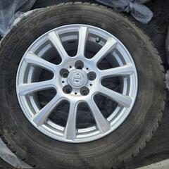 スタッドレス タイヤ ホイール 付き 195/65R15 プリウス ジョーカー グッドイヤーの画像