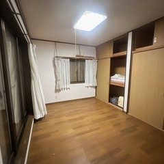 ㊗️ カーポート2台＋5台駐車可能　敷地面積493坪、竹藪と田園風景が広がる古民家6DK、336坪の山林付きでタケノコ取り放題　家にいながらキャンプも楽しめる　民泊、事業所可能で初期費用無料＋フリーレント2ヶ月　譲渡型賃貸借契約可能で今だけ家賃6万5千円 − 千葉県
