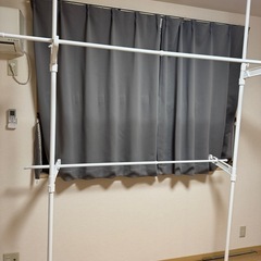突っ張り物干し