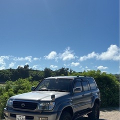 ランドクルーザー100 V8の画像