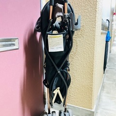 B型ベビーカー　バギー　ドリンクホルダー付きの画像