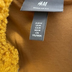 H&Mの茶色のもこもこジャケットの画像