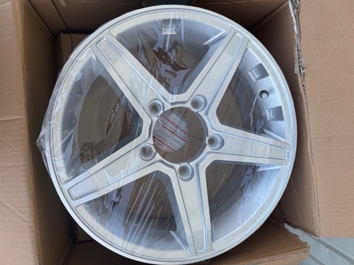 ジムニー用エステラホイール４本セット