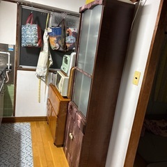 食器棚の画像