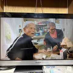 SONY ブラビア　32型の画像