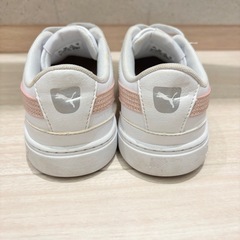 キッズシューズ　adidas 
の画像