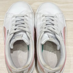 キッズシューズ　adidas 
の画像