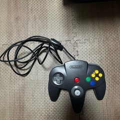 ニンテンドー64本体(ジャンク品) コントローラー×4の画像
