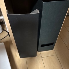 黒のボックス