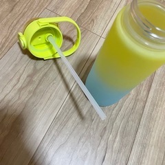 水筒 ストロー 約600mlの画像