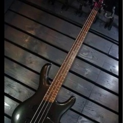 Ibanez ベース
