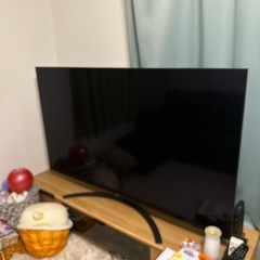 64インチ　液晶テレビ
