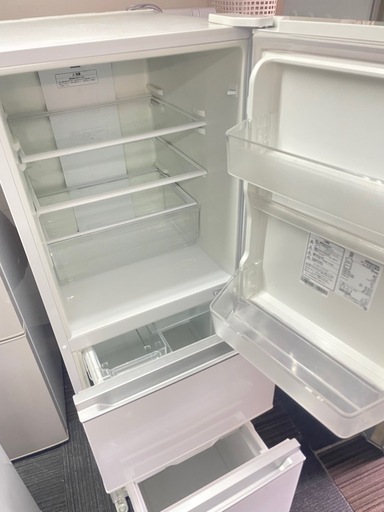 北九州市内配送無料　保証付き 冷蔵庫 ホワイト HR-D2801W [282L /3ドア /右開きタイプ] [冷凍室 68L] 北九州市内配送無料 保証付き 冷蔵庫 ホワイト HR-D2801W [282L /3ドア