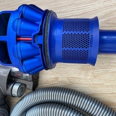【受付中止】ダイソン dyson の掃除機DC26の画像