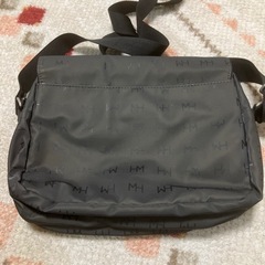 ハナエ・モリのショルダーバックの画像