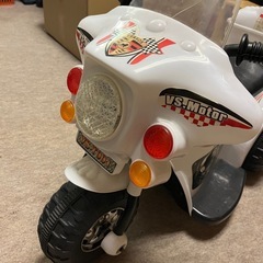 バイク　乗用玩具　乗り物　おもちゃ　白バイ　警察の画像