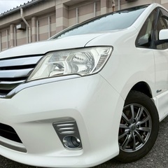 8人乗り☆ガソリン代 節約☆S-HYBRID入りました‼️24年式☆月々1.2万円〜分割払い可❗️車検2年付き！大人気☆日産 セレナ☆フリップダウンモニター付き☆SDナビ☆走行中DVD見れます☆ETC☆バックカメラ☆ドラレコ付きのフル装備☆両側電動スライドドア☆ウィンカーミラー☆フル装備☆事故修復歴無し☆車内広々三列シート‼️の画像