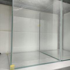 水槽 30キューブハイの画像