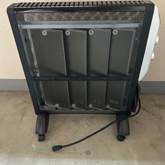 両面使える電気ストーブ値下げしましたの画像