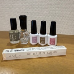 ネイルLEDライト&マニキュアセットの画像